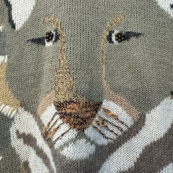 Vintage 20ans Mariea Kim Unisex Crewneck Sweater Mountain Lion / small - Picture 2 of 9